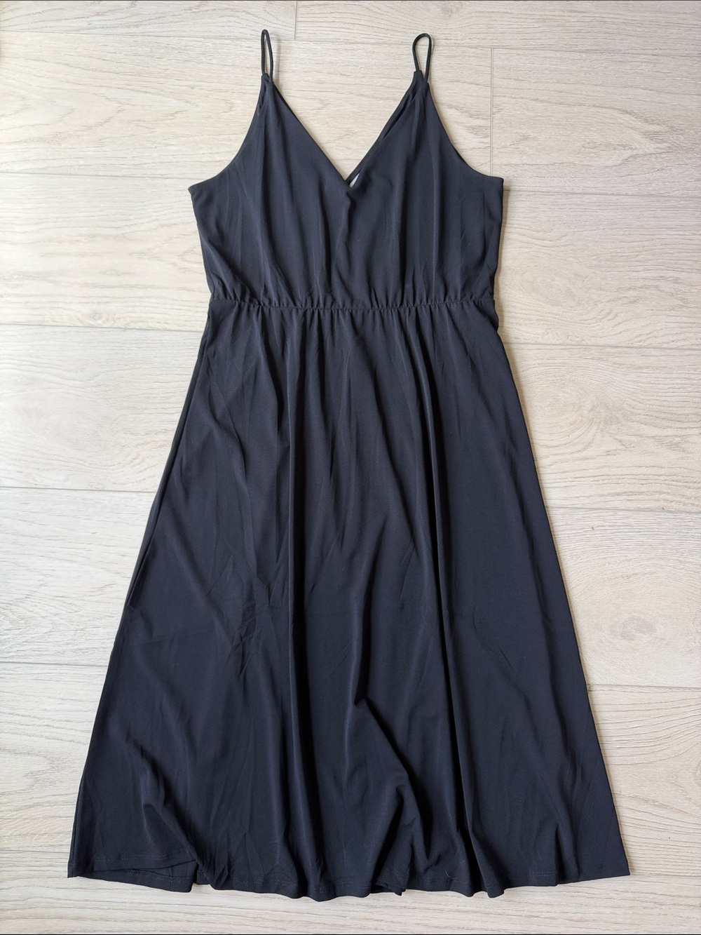 H&M Black V-Neck Midi Slip Dress with Spaghetti Straps